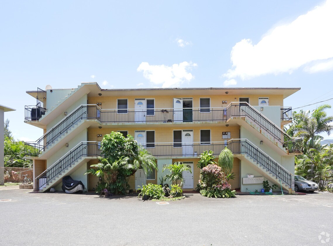 Building Photo - 68-036 Apuhihi St