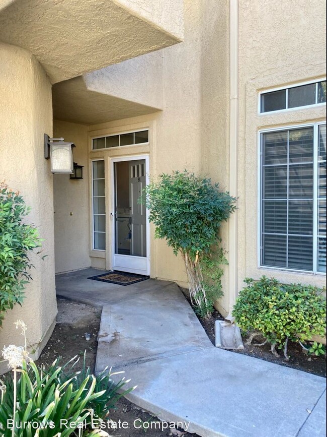 Foto del edificio - 2 br, 2 bath House - 25865 McBean Parkway #91