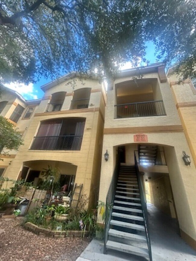 Building Photo - 5616 Pinnacle Heights Cir