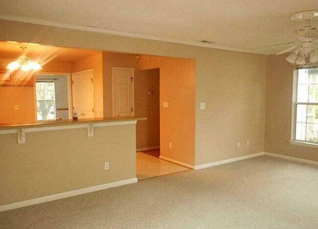 Building Photo - 100 Saint George Drive, Yorktown, VA 23693