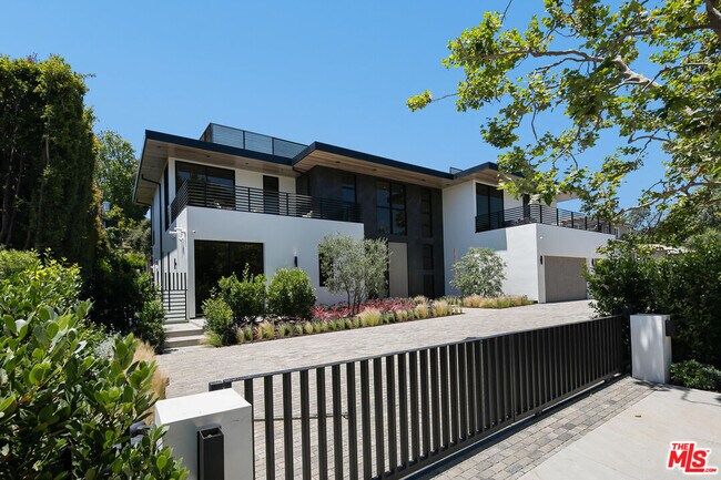 Building Photo - 219 Homewood Rd