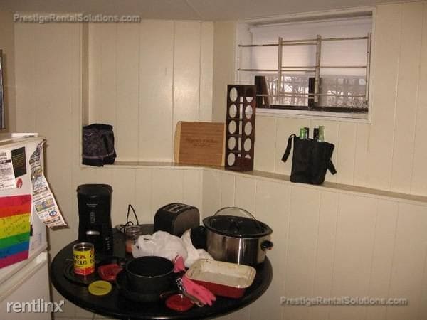 Building Photo - 1 br, 1 bath  - 6 Saint Mark St #C
