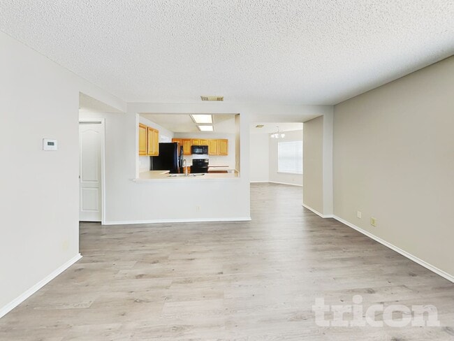 Foto del edificio - 1074 Stone Branch