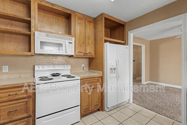 Foto del edificio - 910 S 28th St