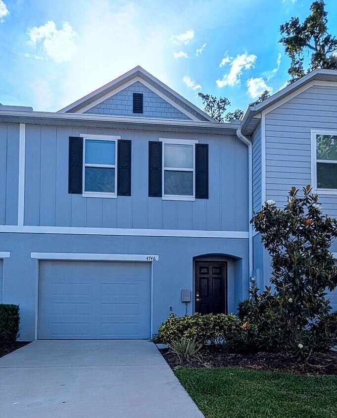 Foto principal - BEAUTIFUL 3-BEDROOM, 3-BATHROOM LUXURY TOW...