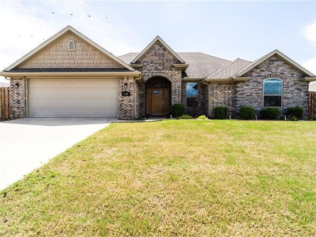 Building Photo - 130 Cisterna Dr