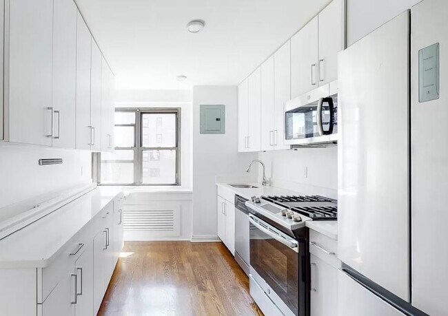 Foto del edificio - 400 E 89th St