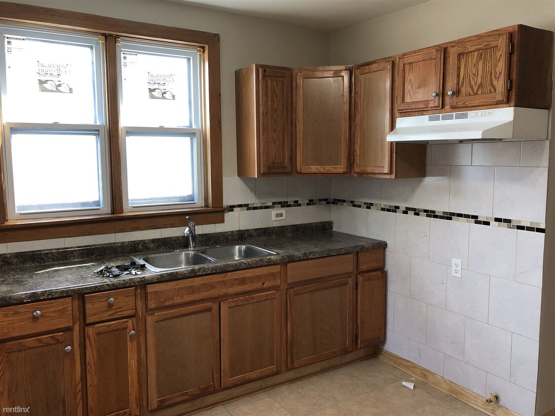 Foto principal - 8557 S Burnham Ave