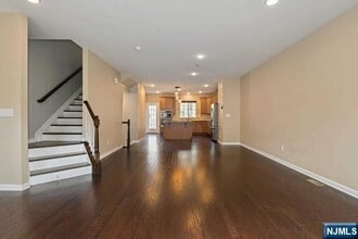 Building Photo - 70 Truman Dr
