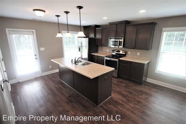 Foto del edificio - 2 br, 2 bath House - 1314 10th St SE