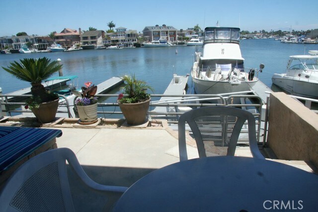 Foto del edificio - 17136 Bluewater Ln