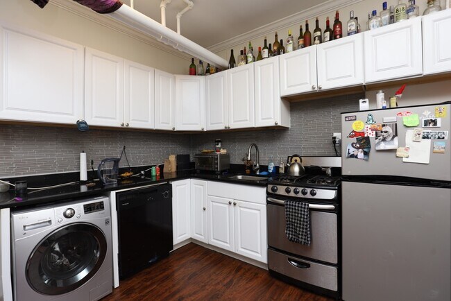 Foto del edificio - 2129 N Dayton St