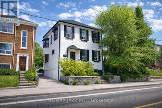 Building Photo - 118 Eastwood Rd