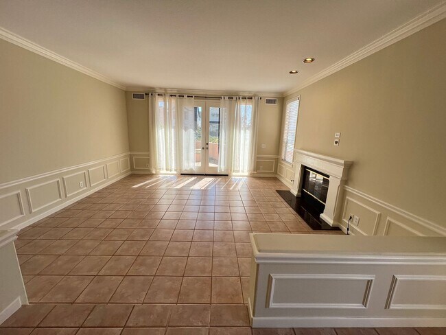 Foto del edificio - 3 Blocks To The Beach! 3 Bedroom 3.5 Bath ...