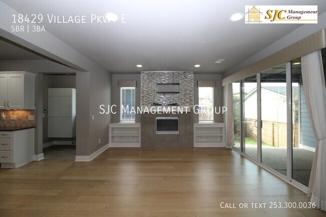 Foto del edificio - 18429 Village Pkwy E