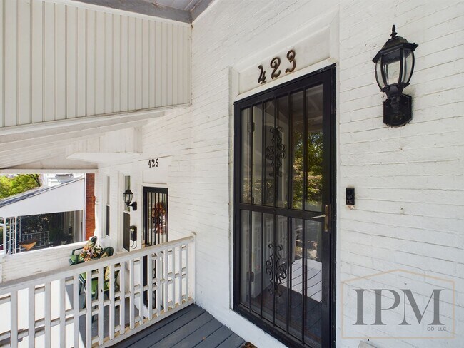 Building Photo - Elegant 5 Bedroom Home Coming Soon - **A M...