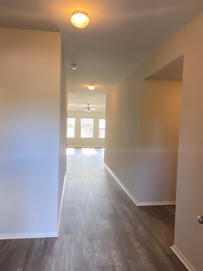 Foto del edificio - *NOW PRELEASING!*  Four Bedroom | Two Bath Home in Walcott Springs