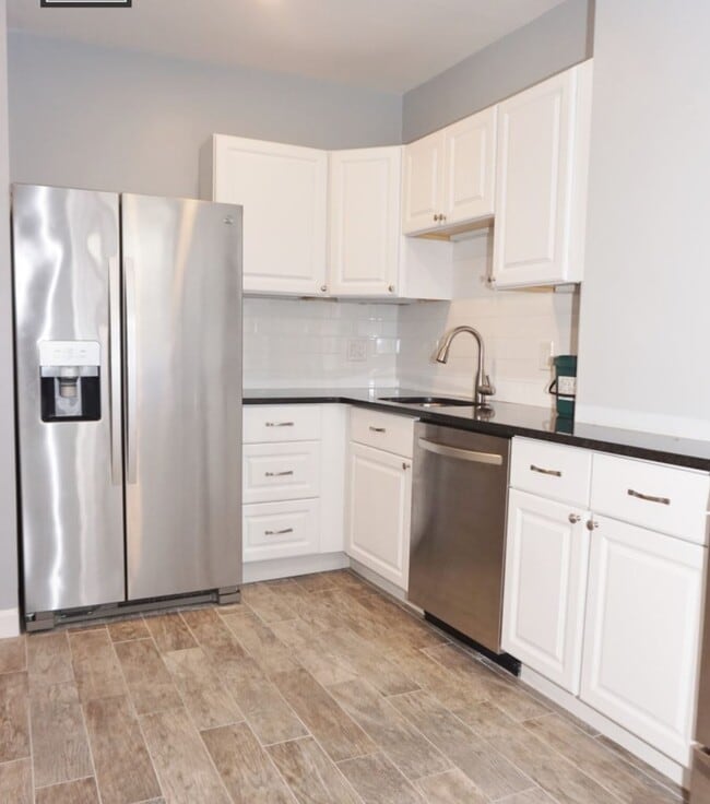 Building Photo - 147 Tremont St