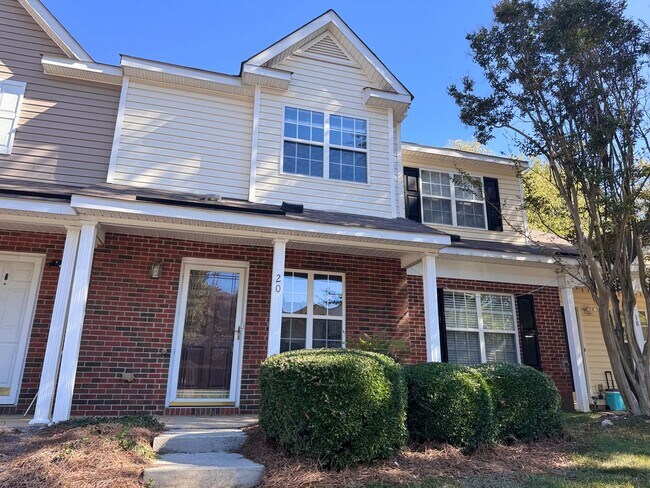 Foto del edificio - Wonderful 2BR 2.5BA Townhome with All Appl...