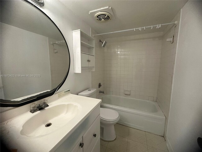 Foto del edificio - 6675 W 26th Ct