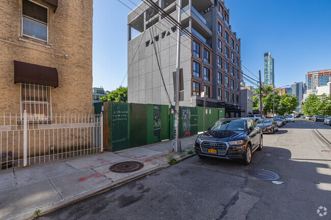 Building Photo - 39-25 27th St
