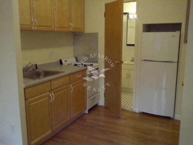 Primary Photo - 23 Clinton St