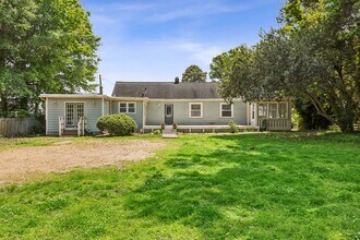 Building Photo - 3604 Spottswood Pl