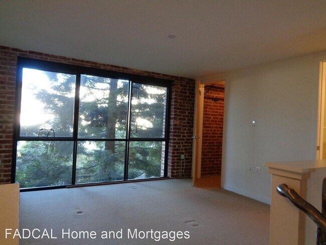 Building Photo - 2 br, 2 bath House - 851 Indiana St #304