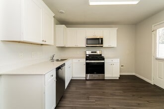 Building Photo - 5818 Long Arbor Ln