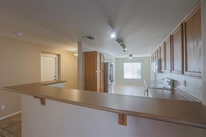 Foto del edificio - Move in available asap