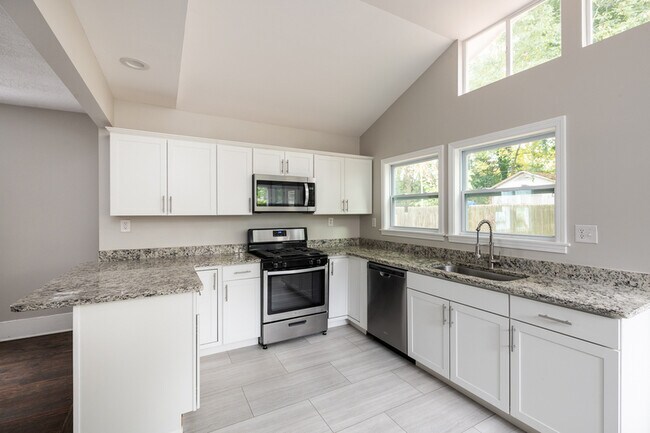 Foto del edificio - 884 Rose Cir SW
