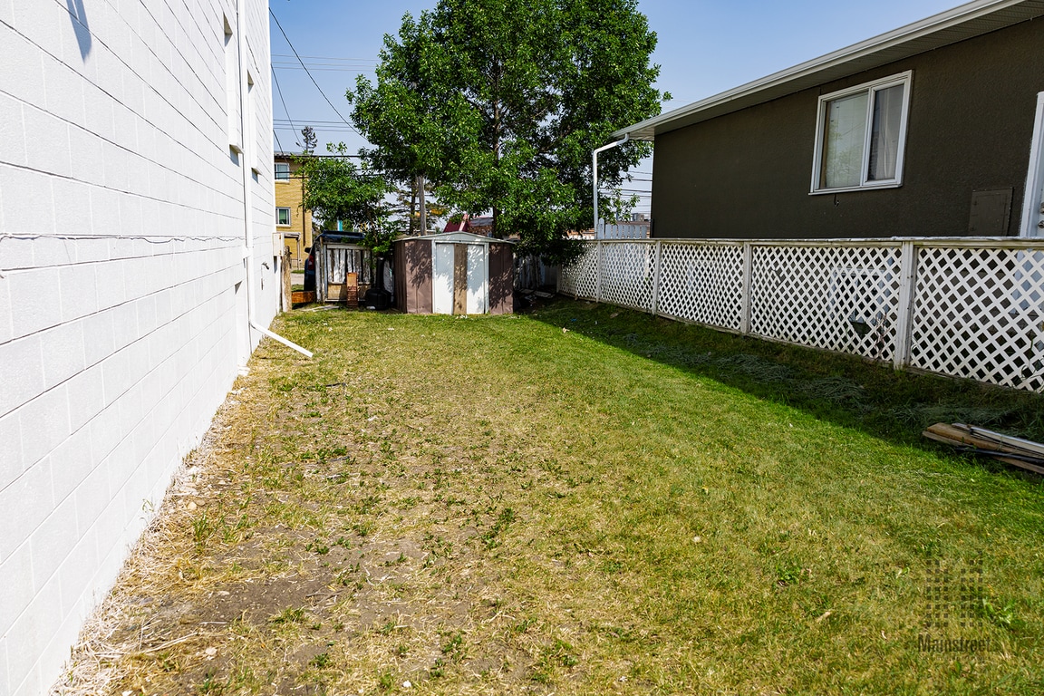 Building Photo - Westbrook Mallside Apartments