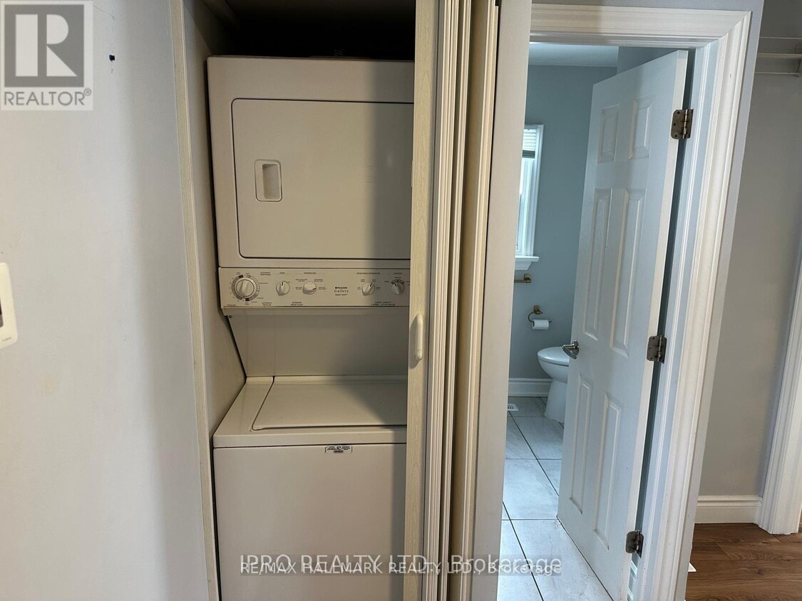 Building Photo - 853 Fourth St