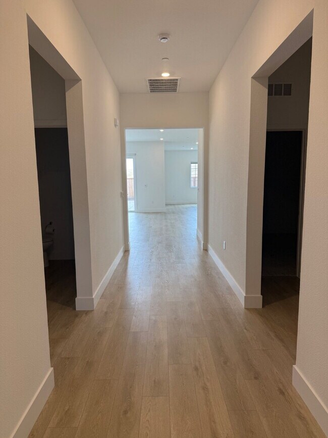 Building Photo - Brand-New 4-Bedroom Single-Story Home with Solar, Stunning Views & Open Floor Plan!