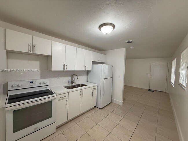 Foto del edificio - 1745 NW 47th Terrace