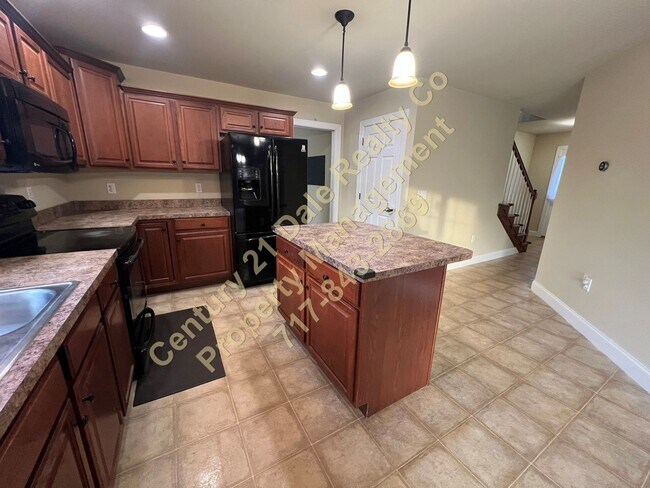 Foto del edificio - Large Three Bedroom 2.5 Baths in the Stone Gate Commons Association