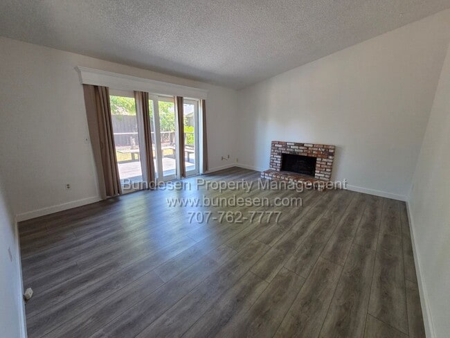 Building Photo - 5266 Evonne Ave