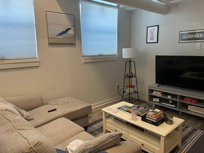 Foto del edificio - 487 Nott St