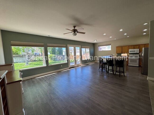 Foto del edificio - 1260 Flintwood Dr