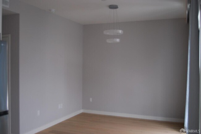 Building Photo - 2341 Taraval St