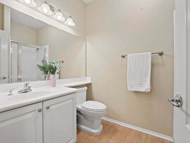 Foto del edificio - Cozy Stevenson Ranch Home on a Quiet Cul-D...