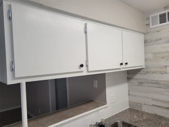 Foto del edificio - 2922 Randolph Rd