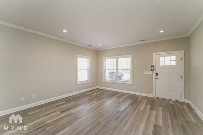 Foto del edificio - 2112 Middale St