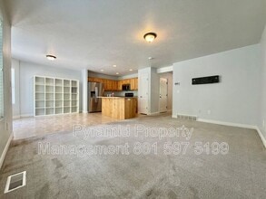 Building Photo - 6712 Bonham Ln