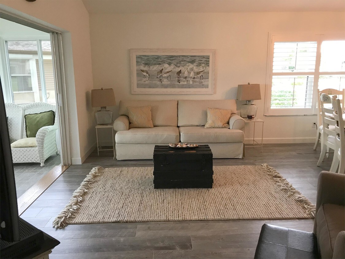 Foto principal - 22120 Cinnamon Ln