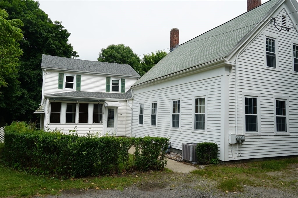 Primary Photo - 20 Bolton Pl