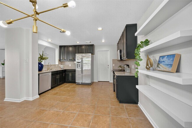 Foto del edificio - 14123 Autumn Ridge Trail Dr