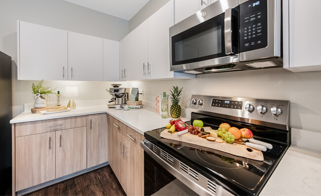 Building Photo - Friendly Gardens Apartments
