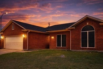 Building Photo - 101 Quail Briar Ln