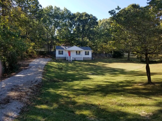 Building Photo - 211 Nails Creek Drive